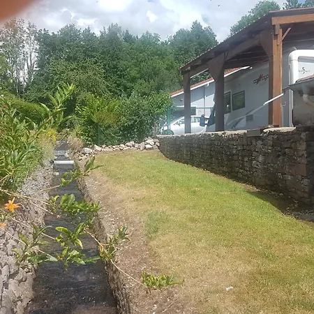 Feriehus Petite Maisonnette Renovee Anould